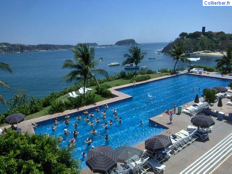HUA-piscine.jpg
