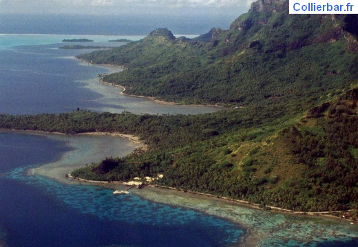 Bora Bora vue aerienne (7160 visits) Bora Bora 1991 Vue aérienne Bora Bora vue aerienne
