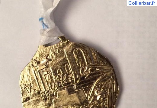 Médaille (1170 visits, rating score 4.25) Médaille