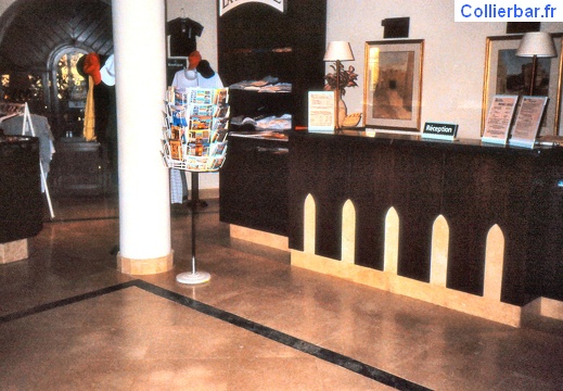 Assouan2-Réception (3622 visits, rating score 4.23) Villa Amoun - Année 2000
La réception et la boutique Assouan2-Réception