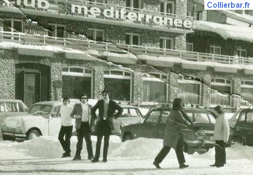 Devant le club (467 visits, rating score 4.23) Devant le club