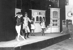 agadir 1971 (23372 visits)
Agadir 1971 chef de village Georges Bégou au sport René Pernel
agadir 1971