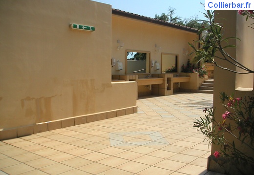 Cefalu thermes (12303 visits) Cefalu au début des années 2000. bloc sani Cefalu thermes