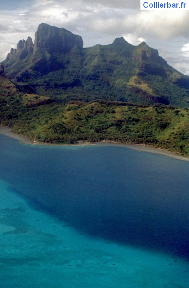 Bora Bora vue aerienne