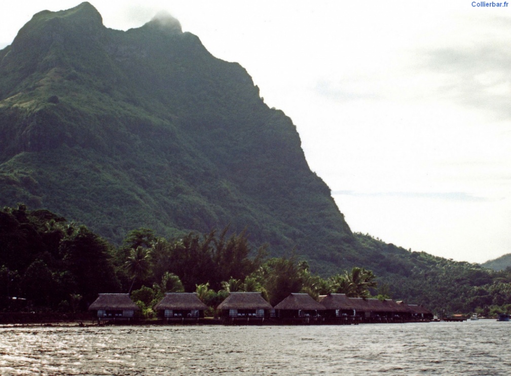 village vue de la mer