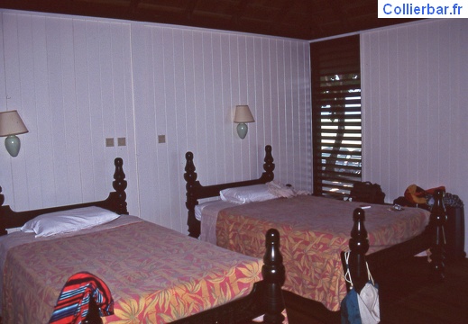 Intérieur de faré 1996 (7338 visits) Intérieur de faré 1996 Intérieur de faré 1996