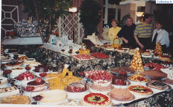 Pontresina buffet patisserie 93