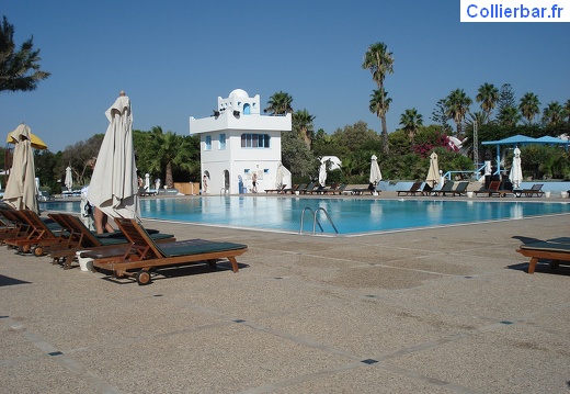 la piscine (4792 visits) la piscine