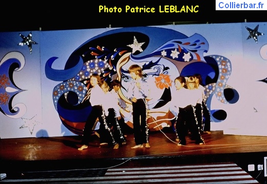 1977-07 CM Wengen 07 (756 visits) Spectacle mini club
Wengen Juillet 1977 1977-07 CM Wengen 07