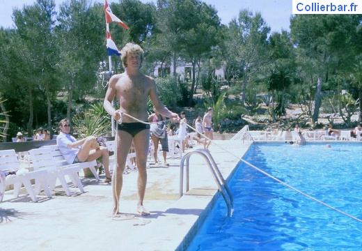 porto petro (1399 visits) équipe GEO porto petro 1981 porto petro