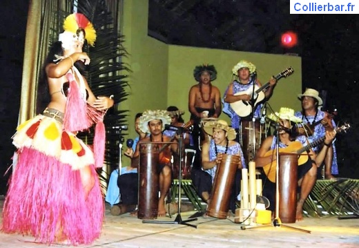 Moorea 1981 (1333 visits) Spectacle Moorea Moorea 1981