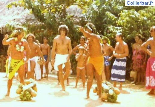 Départ course de la banane Moorea 1981 (Philippe Raison CDV) (1388 visits) Départ course de la banane Moorea 1981 (Philippe Raison CDV) Départ course de la banane Moorea 1981 (Philippe Raison CDV)