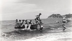 Baratti, retour pique-nique (7120 visits) Club Méditerranée Golfo di Baratti , années 50 retour d'un pique nique Baratti, retour pique-nique