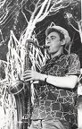 Baratti, un coup de saxo (7065 visits) Un Go joue du saxo, Golfo di Baratti années 50 Baratti, un coup de saxo